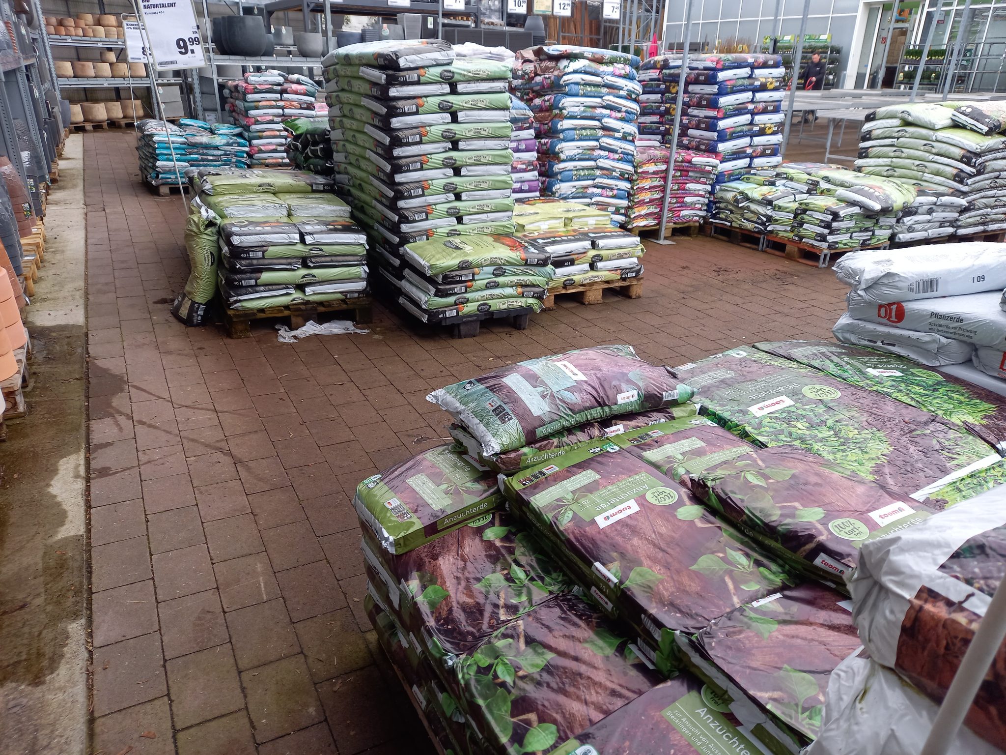 Erde für den Gemüsegarten Welche und wie viel brauche ich? Jofi's